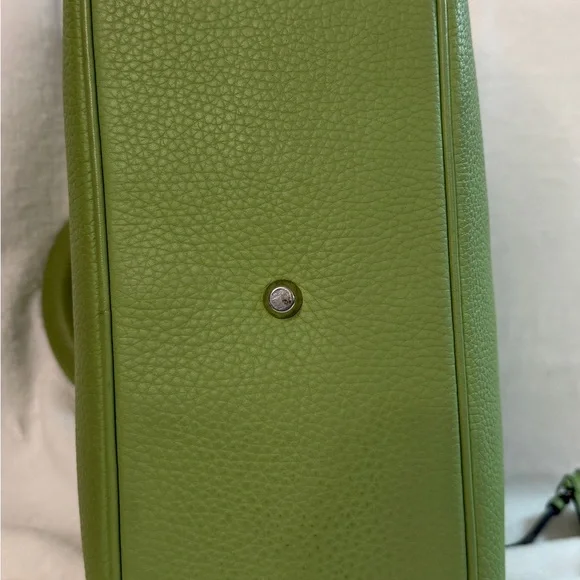 Dior Green Pebbled Leather Medium Issime Shopper Tote with Detachable Pouch - Picture 5 of 10